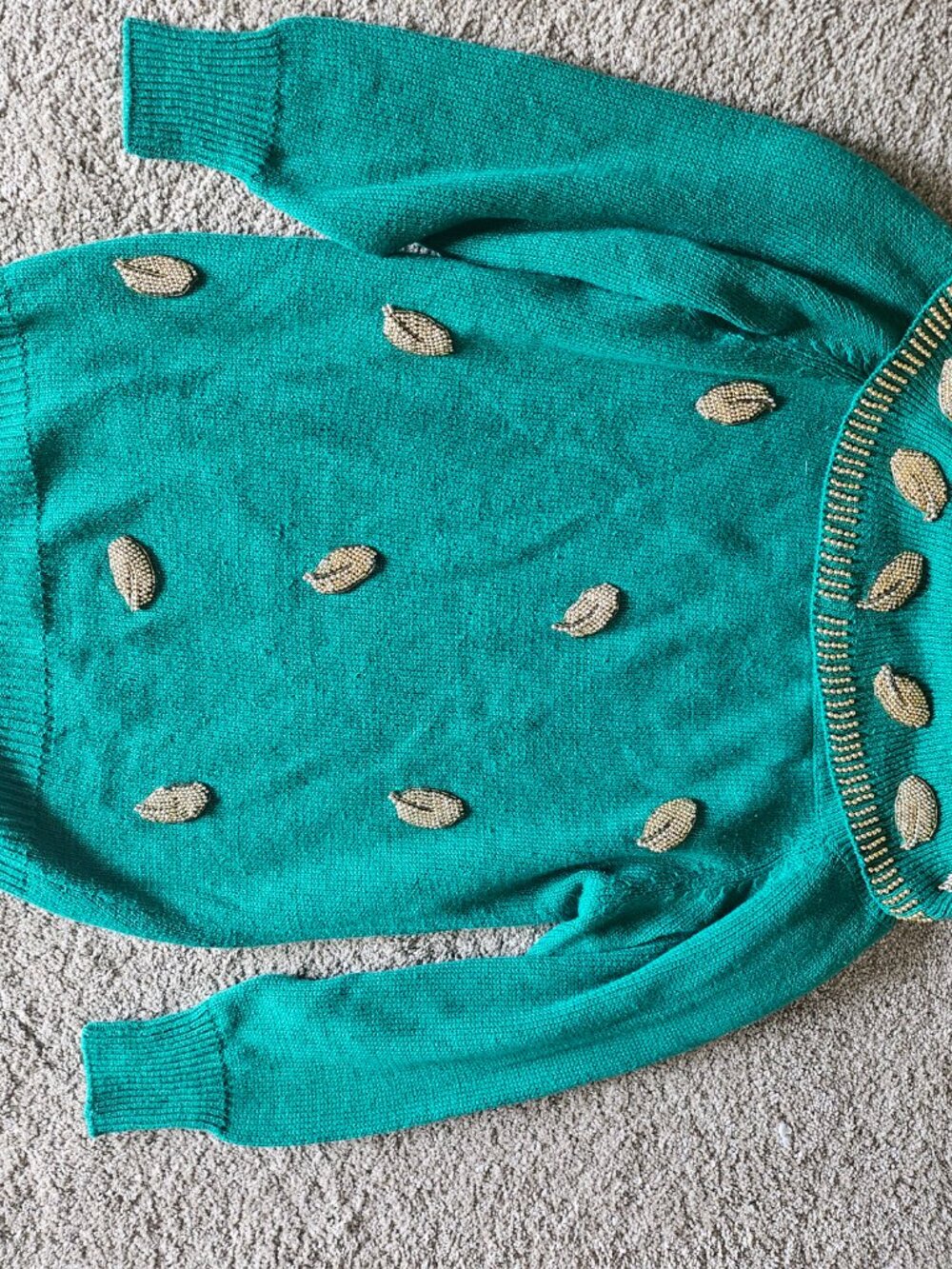 Turquoise sweater - Picture 2 of 2